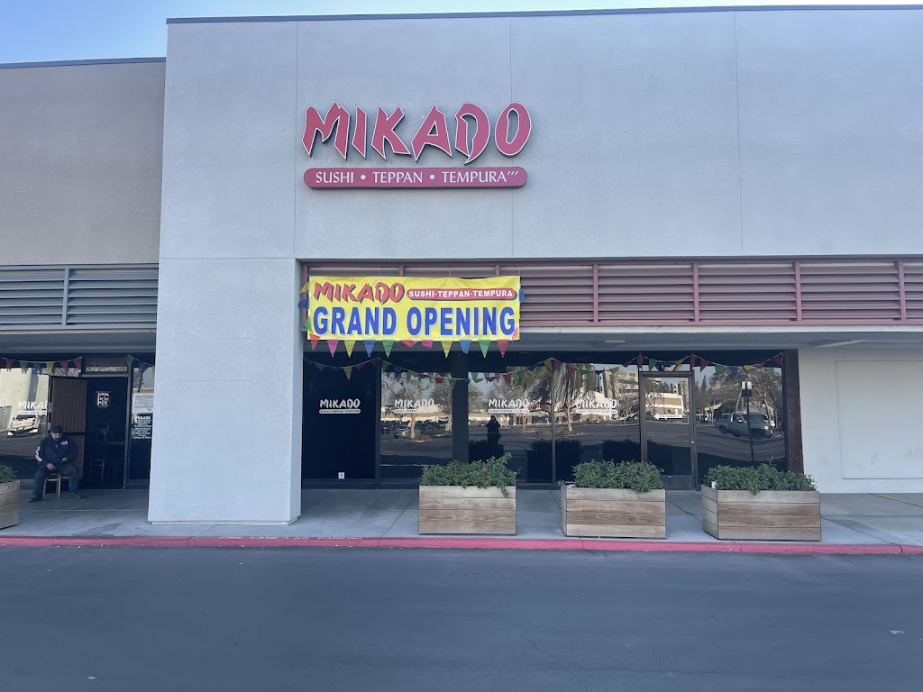 Mikado | restaurant | 4154 California Ave, Bakersfield, CA 93309, USA | 6617421122 OR +1 661-742-1122