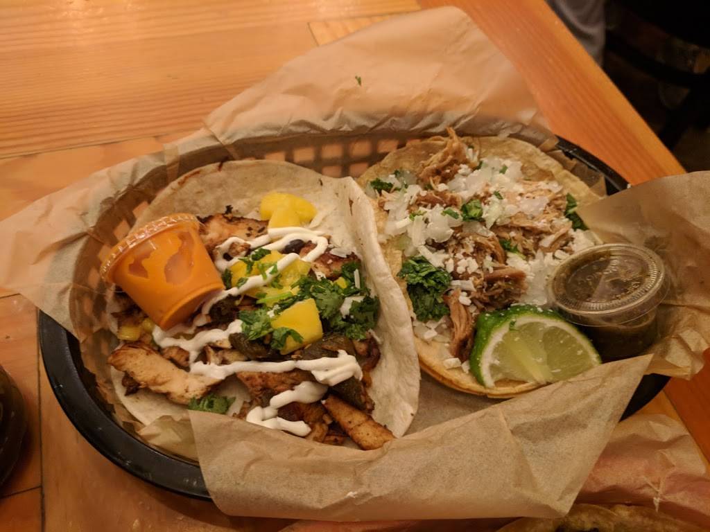 Torchys Tacos | restaurant | 5600 SMU Boulevard #102, Dallas, TX 75206, USA | 9729938226 OR +1 972-993-8226