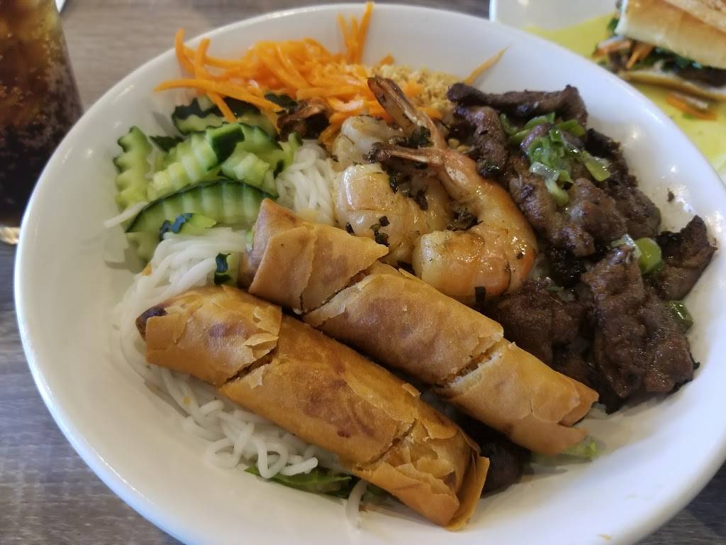 Mama Tieus | restaurant | 10130 Garden Grove Blvd Ste. 131, Garden Grove, CA 92844, USA | 7145908748 OR +1 714-590-8748