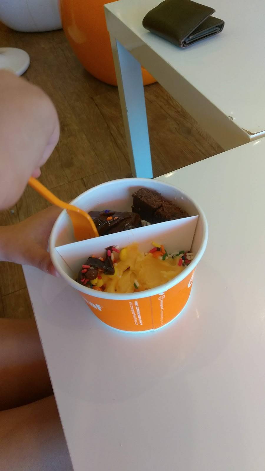 Orange Leaf Frozen Yogurt | restaurant | 1667 W TX-46 Ste 420, New Braunfels, TX 78132, USA | 8306299376 OR +1 830-629-9376