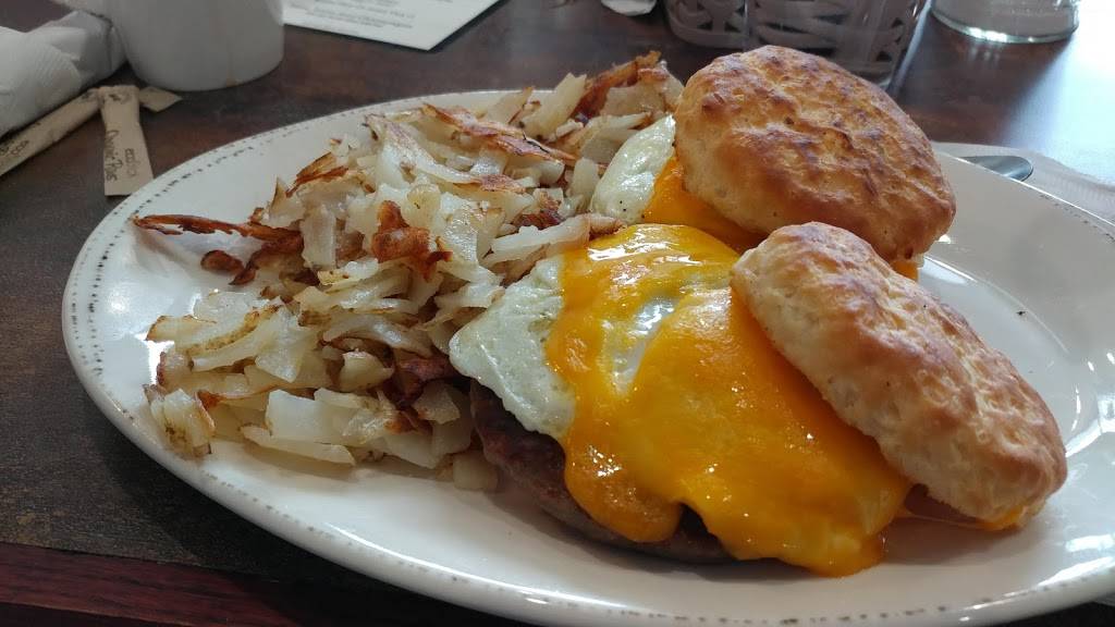 Midtown Grill | restaurant | 8913 W North Ave, Wauwatosa, WI 53226, USA | 4148376400 OR +1 414-837-6400