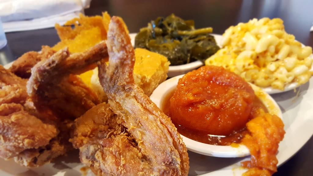 Chicagos Home of Chicken & Waffles | restaurant | 3947 S King Dr, Chicago, IL 60653, USA | 7735363300 OR +1 773-536-3300