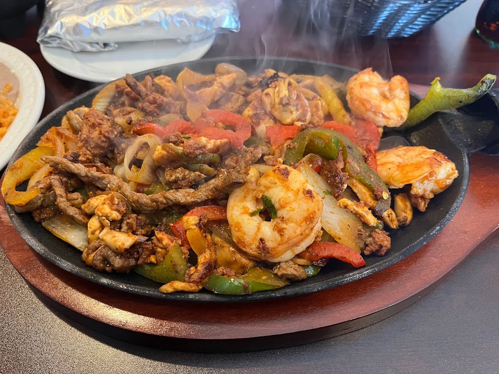 Taqueria La Monarca | restaurant | 311 Main St E, Ashland, WI 54806, USA | 7152926535 OR +1 715-292-6535