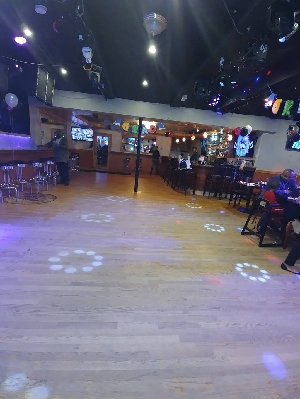 Guanachapis Bar N Grill | restaurant | 154 River St, Waltham, MA 02453, USA | 7818913535 OR +1 781-891-3535