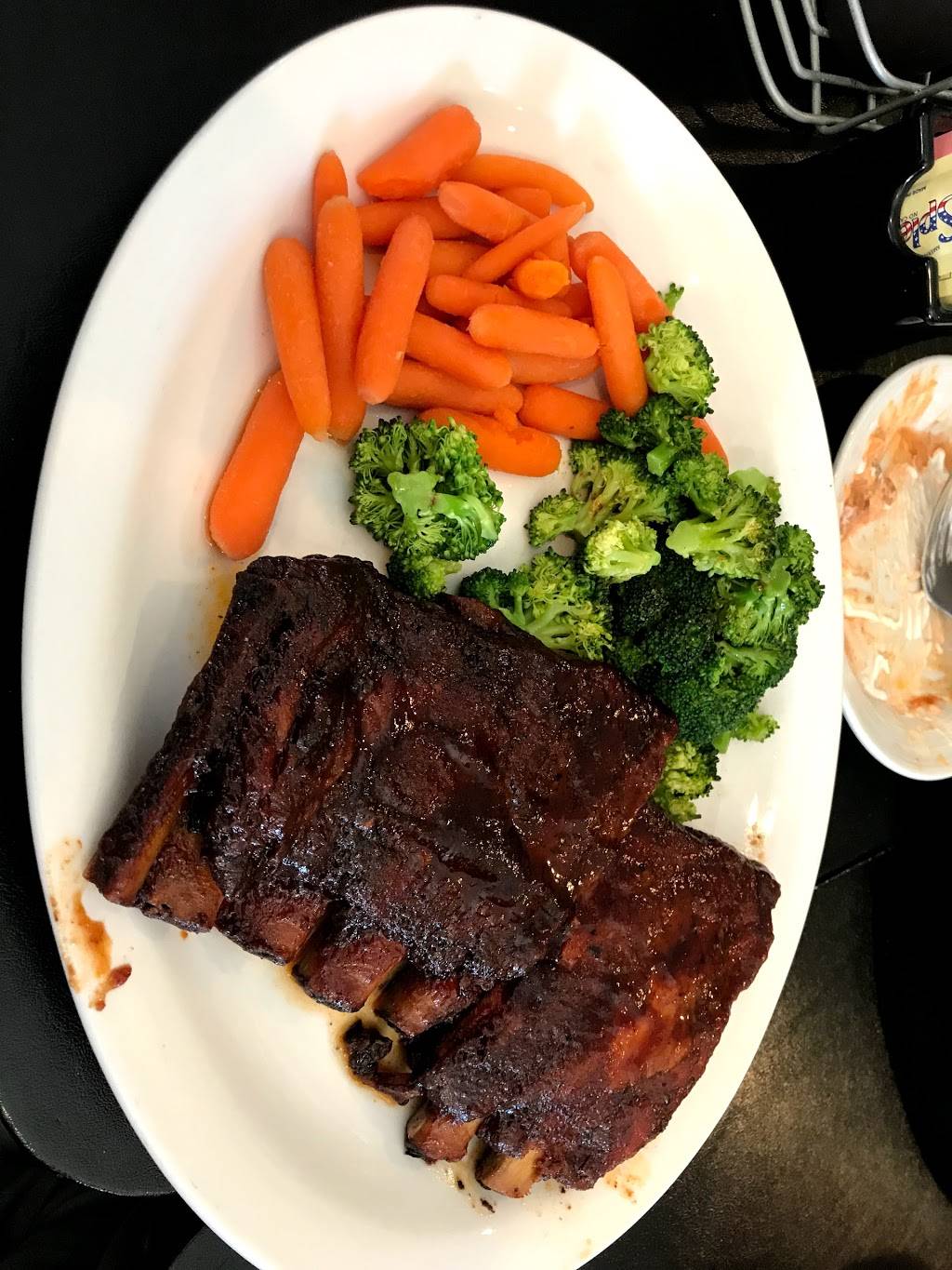 Tennessee Barbeque | restaurant | 407 E Main St, Livingston, TN 38570, USA | 9318238227 OR +1 931-823-8227