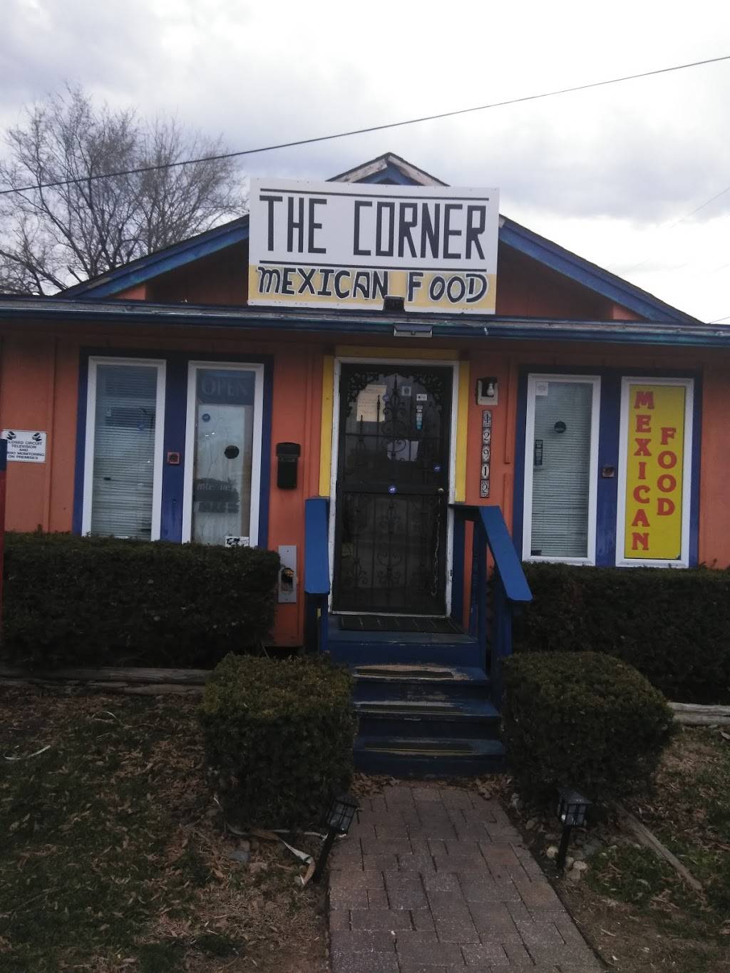 The Corner Mexican Taqueria | restaurant | 12912 7 St, Grandview, MO 64030, USA | 8164378653 OR +1 816-437-8653