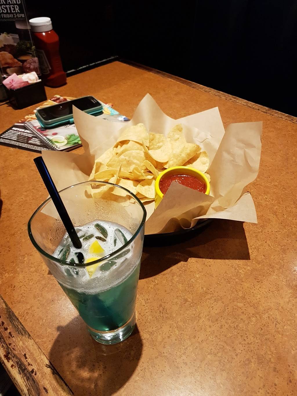 TGI Fridays | restaurant | 280 Marsh Ave, Staten Island, NY 10314, USA | 7189827801 OR +1 718-982-7801