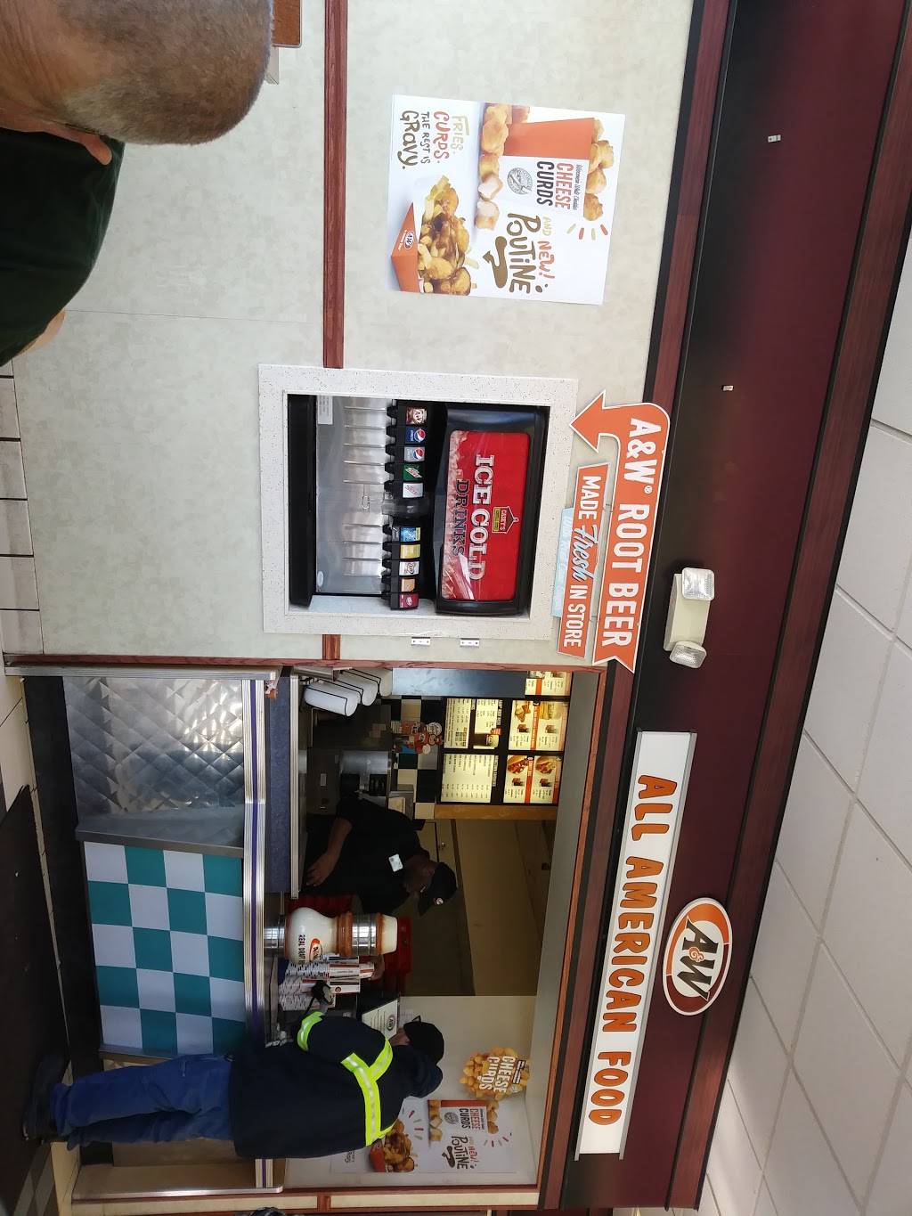 A&W Restaurant | restaurant | 9125 Atlantic Dr SW, Cedar Rapids, IA 52404, USA | 3196324649 OR +1 319-632-4649