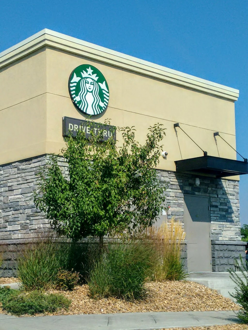 Starbucks | cafe | 1402 S Havana St, Aurora, CO 80012, USA | 3036710153 OR +1 303-671-0153