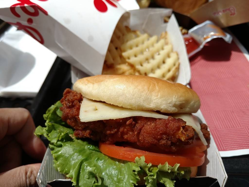 Chick-fil-A | restaurant | 21821 Hawthorne Blvd, Torrance, CA 90503, USA | 3105424636 OR +1 310-542-4636