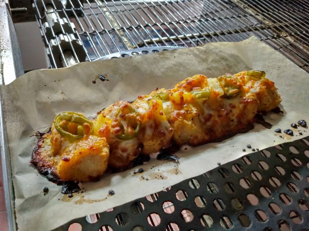 Dominos Pizza | meal delivery | 9874 De Soto Ave, Chatsworth, CA 91311, USA | 8188822200 OR +1 818-882-2200