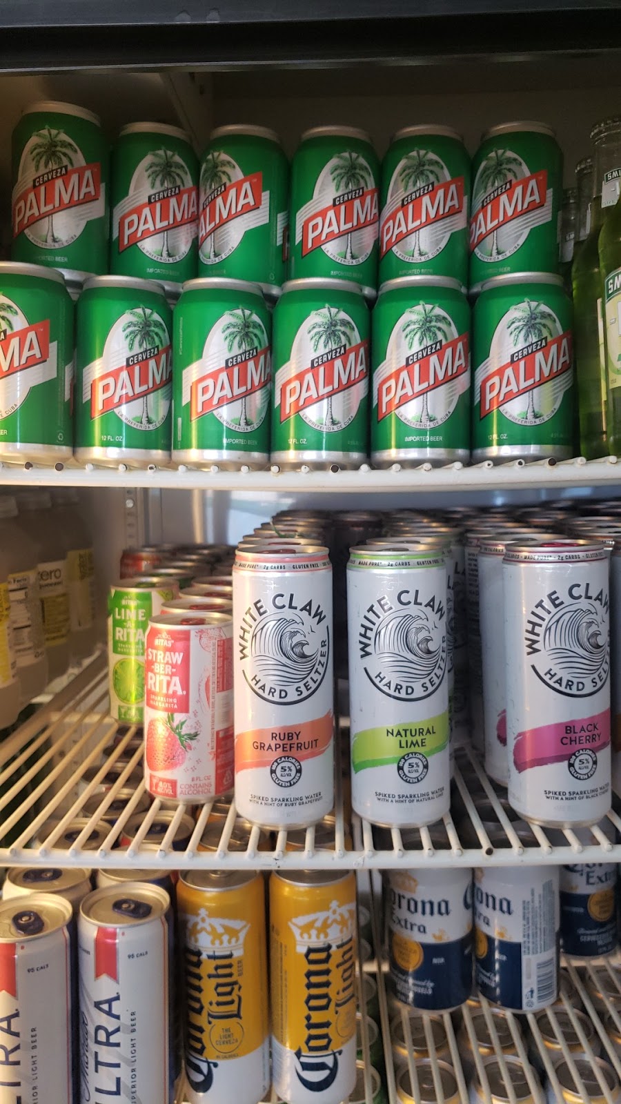 Marcos Deli | restaurant | 707 N Broadwalk, Hollywood, FL 33019, USA | 7863278667 OR +1 786-327-8667