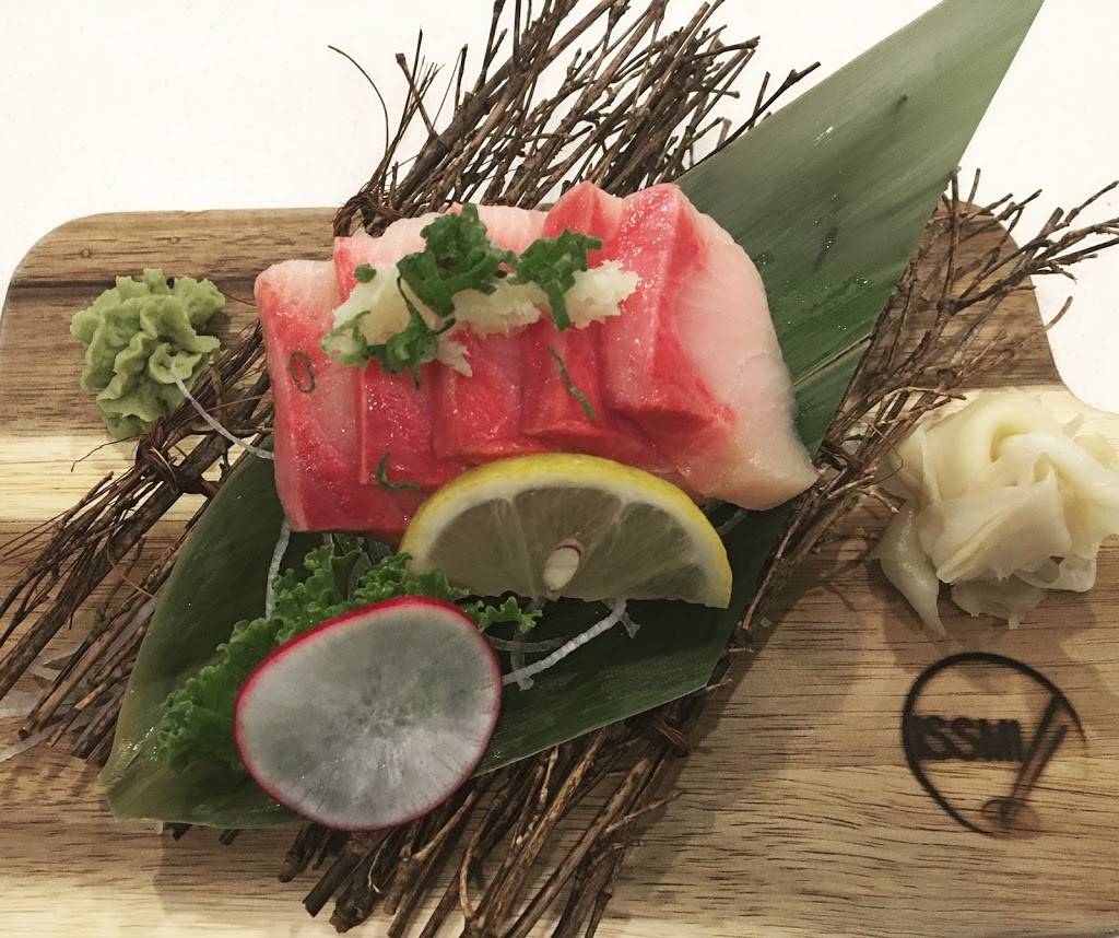 Issmi Japanese Restaurant | restaurant | 1984 Avenue Rd, North York, ON M5M 4A4, Canada | 4164882500 OR +1 416-488-2500