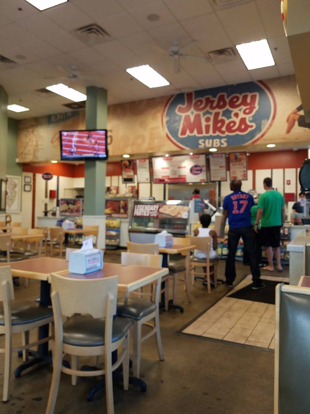 Jersey Mikes Subs | meal takeaway | 1147 N Eola Rd #103, Aurora, IL 60504, USA | 6304995110 OR +1 630-499-5110