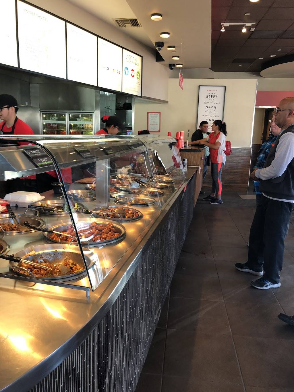 Panda Express | meal takeaway | 2585 N Hollywood Way, Burbank, CA 91505, USA | 8188472543 OR +1 818-847-2543