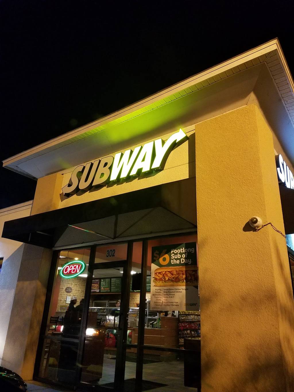 Subway | restaurant | 302 S French Ave, Sanford, FL 32771, USA | 4078785438 OR +1 407-878-5438