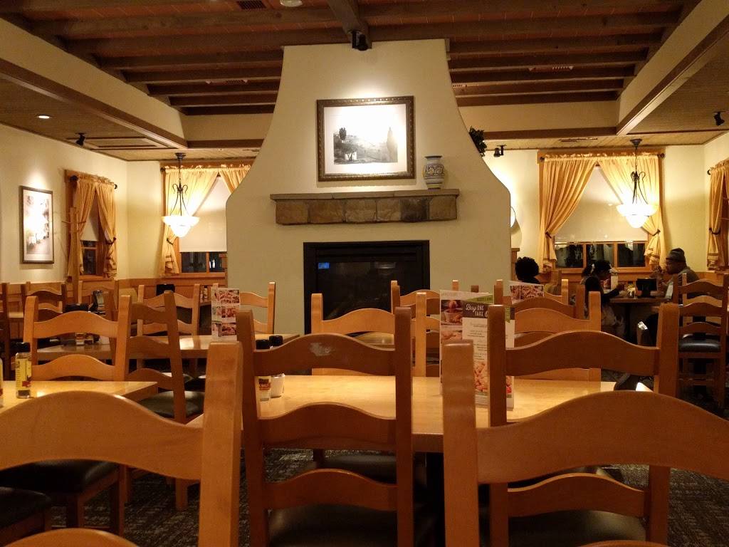 Olive Garden Italian Restaurant | meal takeaway | 1380 GA-85, Fayetteville, GA 30214, USA | 6788174144 OR +1 678-817-4144
