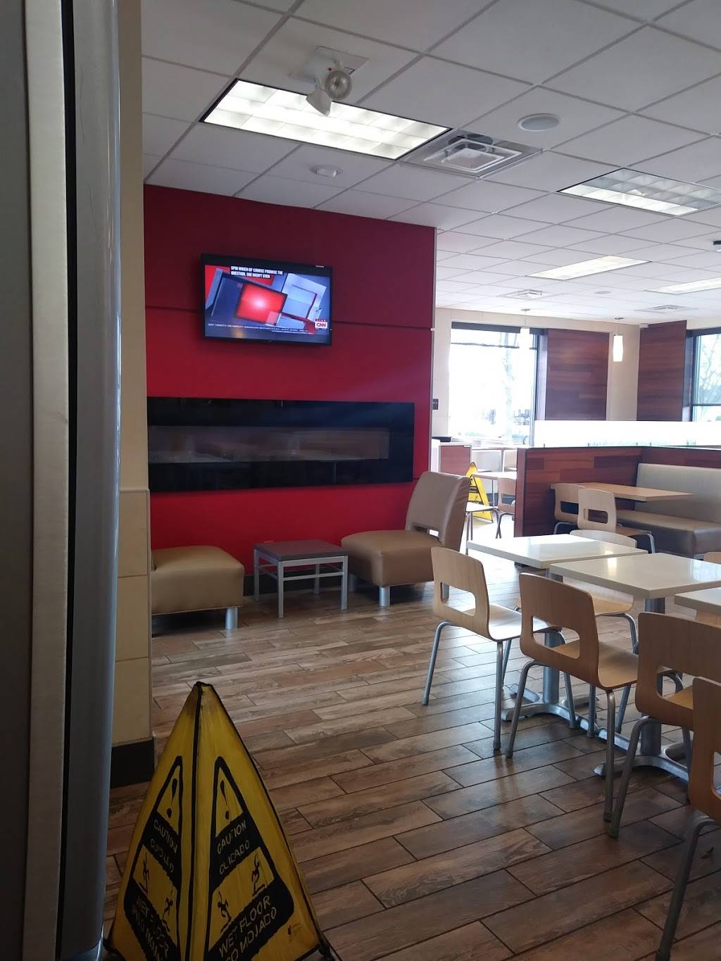 Wendys | restaurant | 3382 Virginia Beach Blvd, Virginia Beach, VA 23452, USA | 7573059843 OR +1 757-305-9843