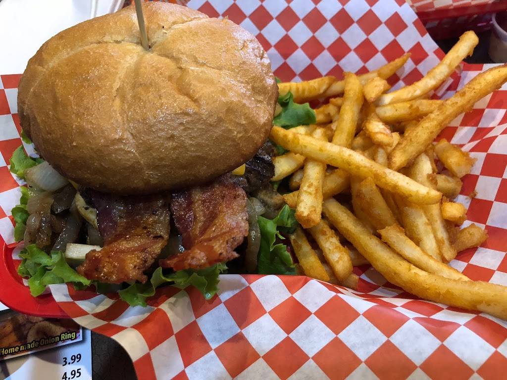 Red Wagon Burger Tacoma | restaurant | 2315 N Pearl St a16, Tacoma, WA 98406, USA | 2532123705 OR +1 253-212-3705