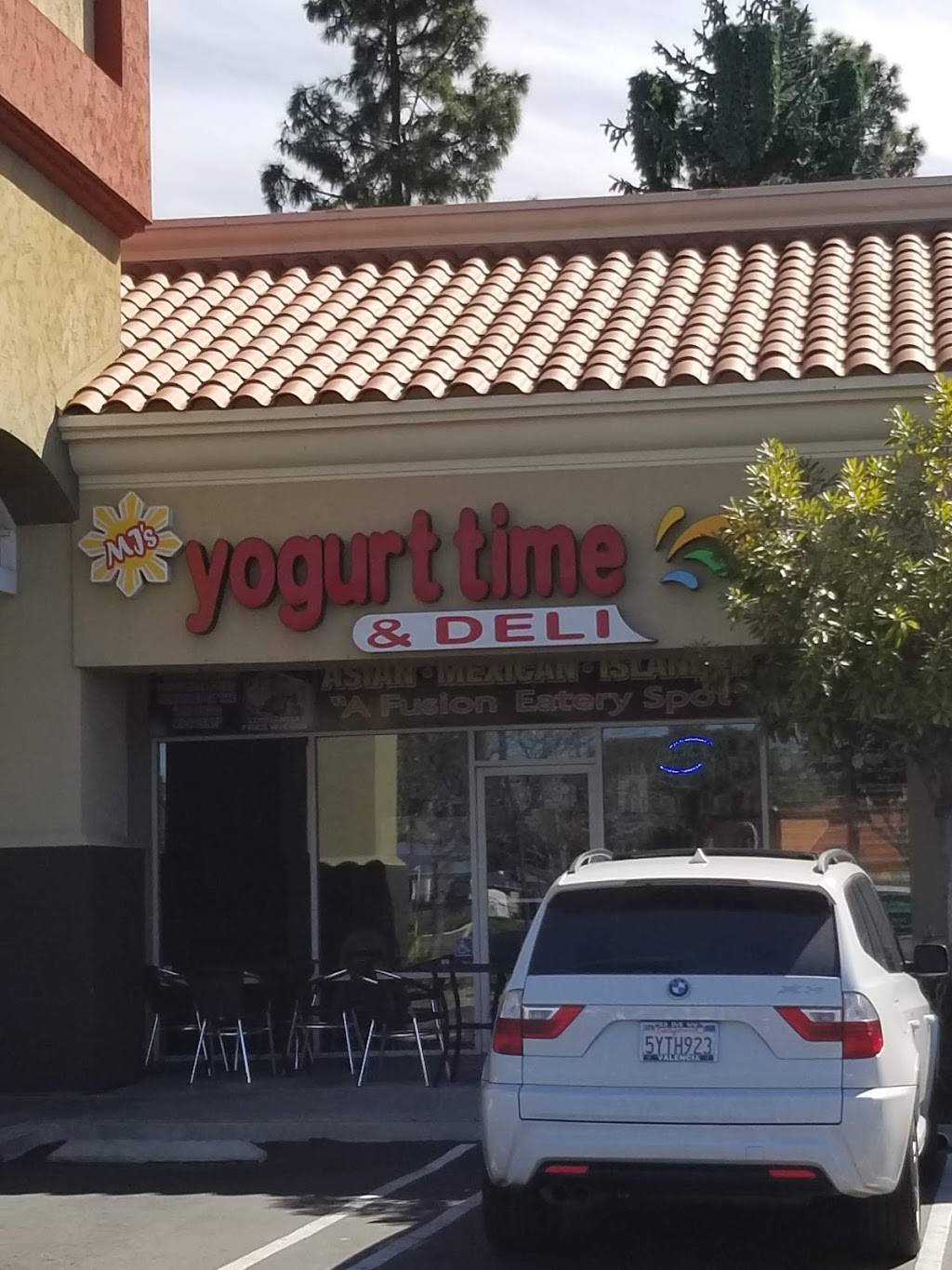 MJs Yogurt Time and Deli | restaurant | 1550 E H St #j, Chula Vista, CA 91913, USA | 6196003560 OR +1 619-600-3560
