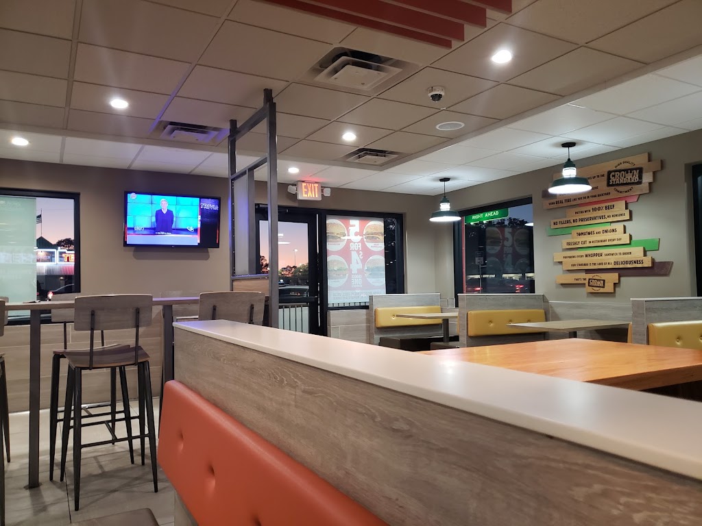 Burger King | restaurant | 7210 N Davis Hwy, Pensacola, FL 32504, USA | 8506333039 OR +1 850-633-3039