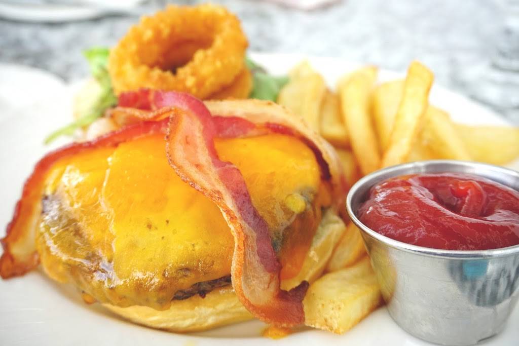 Riverwinds Restaurant | restaurant | 1075 Riverwinds Dr, West Deptford, NJ 08086, USA | 8565797900 OR +1 856-579-7900