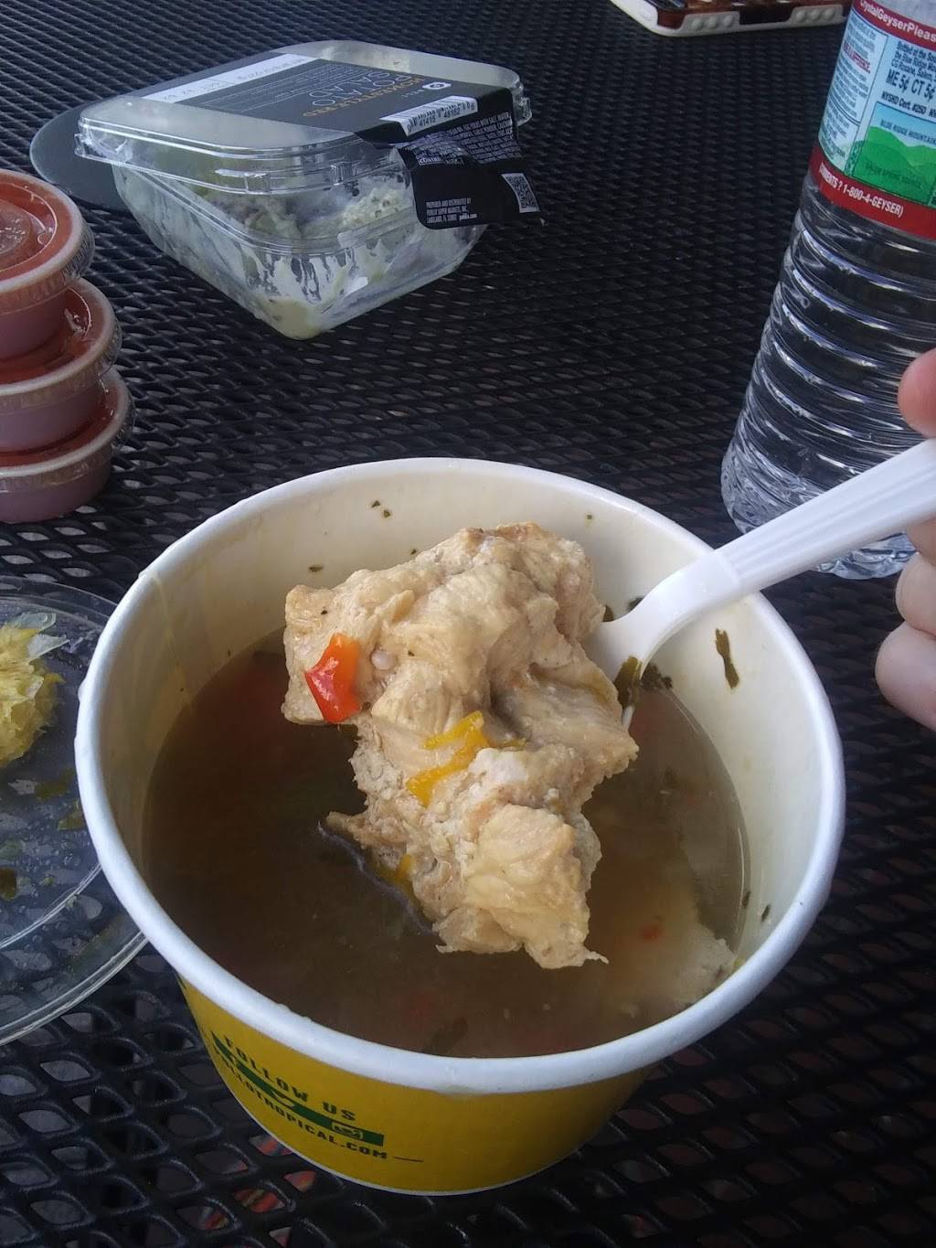 Pollo Tropical | restaurant | 2611 Okeechobee Blvd, West Palm Beach, FL 33409, USA | 5616880578 OR +1 561-688-0578