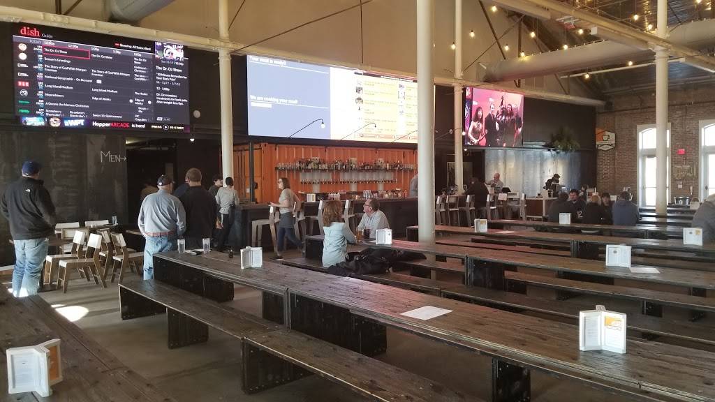 The Hall DSM | restaurant | 111 S 11th St, West Des Moines, IA 50265, USA | 5156084100 OR +1 515-608-4100