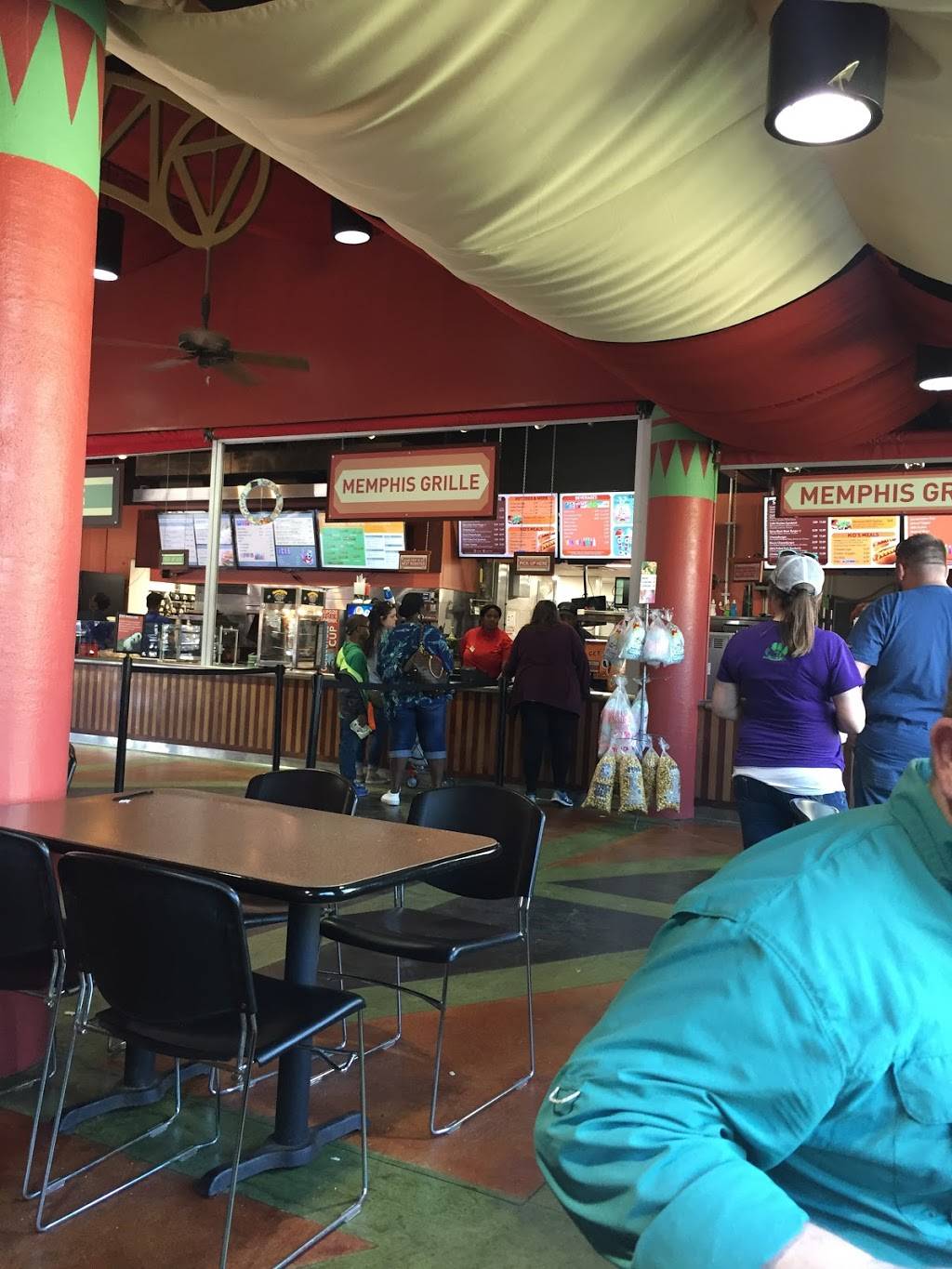 Cat House Cafe | cafe | 2000 Prentiss Pl, Memphis, TN 38112, USA | 9013336500 OR +1 901-333-6500