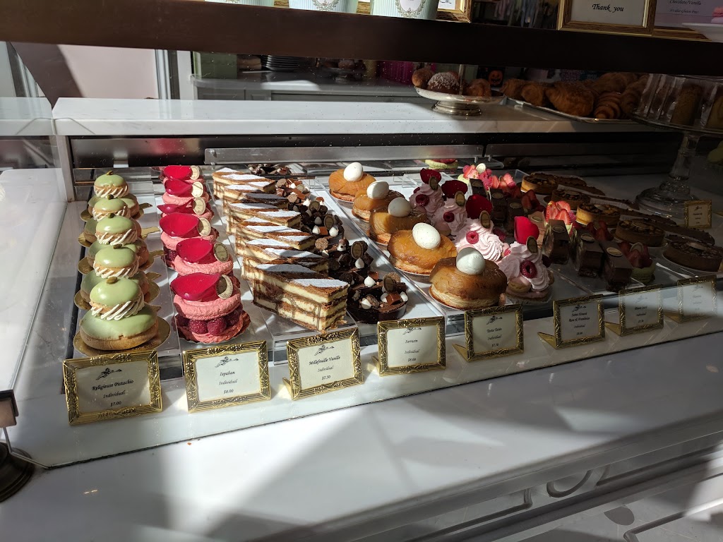 The Grove | shopping mall | 189 The Grove Dr, Los Angeles, CA 90036, USA | 3239008080 OR +1 323-900-8080