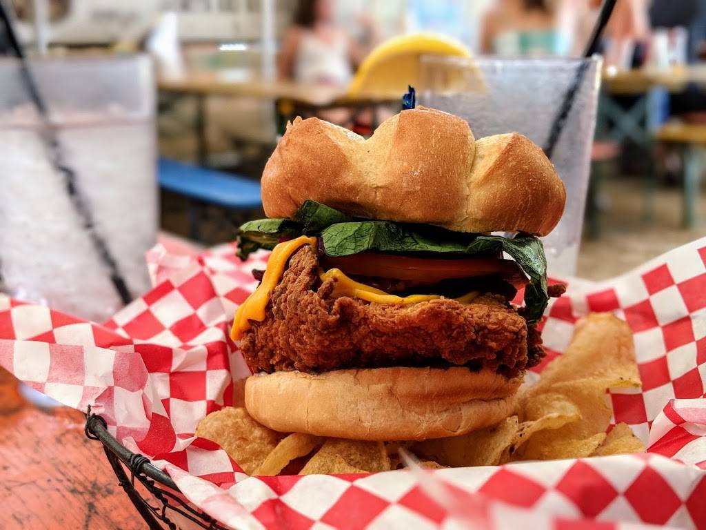 Lucys Fried Chicken | restaurant | 2218 College Ave, Austin, TX 78704, USA | 5122972423 OR +1 512-297-2423