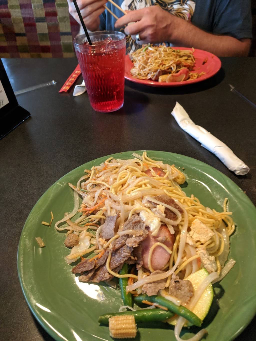 HuHot Mongolian Grill | restaurant | 5843 Constitution Ave, Colorado Springs, CO 80915, USA | 7195746647 OR +1 719-574-6647