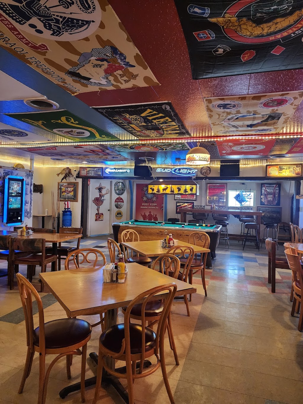 Hideaway Bar & Grill | restaurant | 1313 N Wheatfields Rd, Globe, AZ 85501, USA | 9284256666 OR +1 928-425-6666