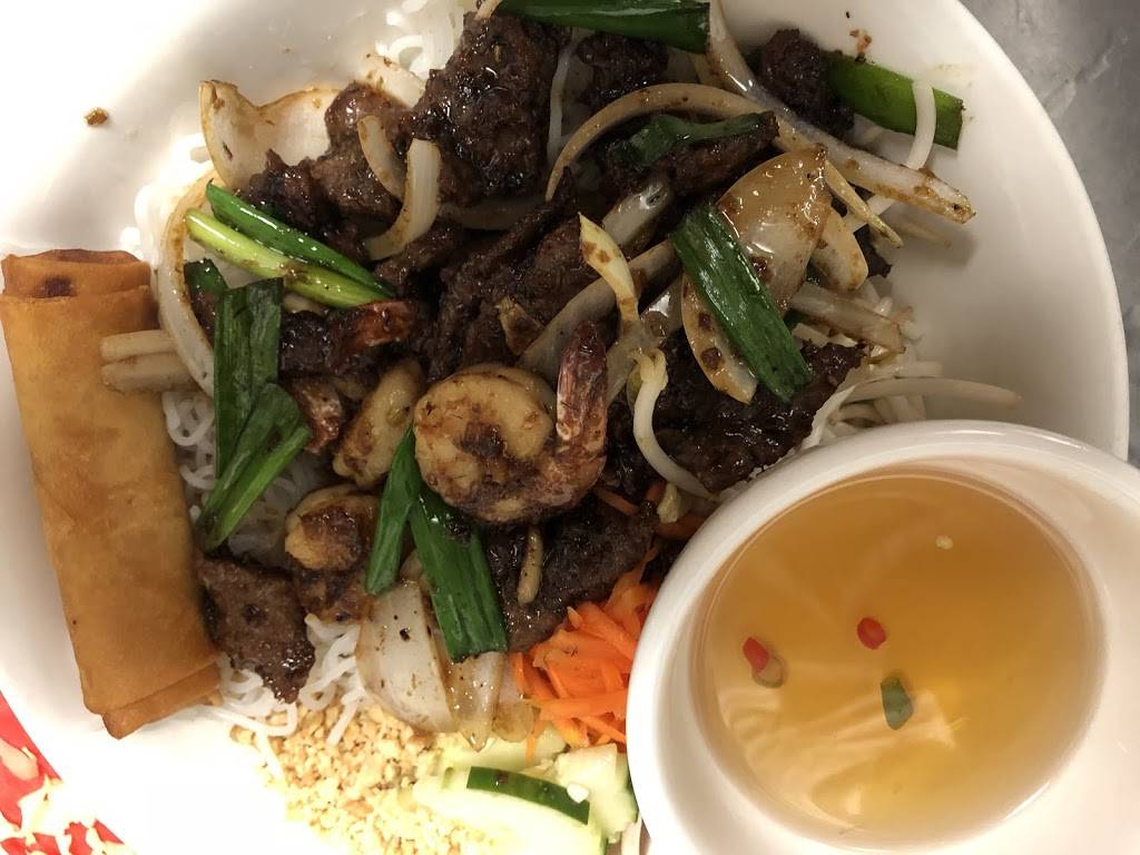 Vietnamese Express | restaurant | 8815 Potranco Rd #101, San Antonio, TX 78251, USA | 2106479898 OR +1 210-647-9898