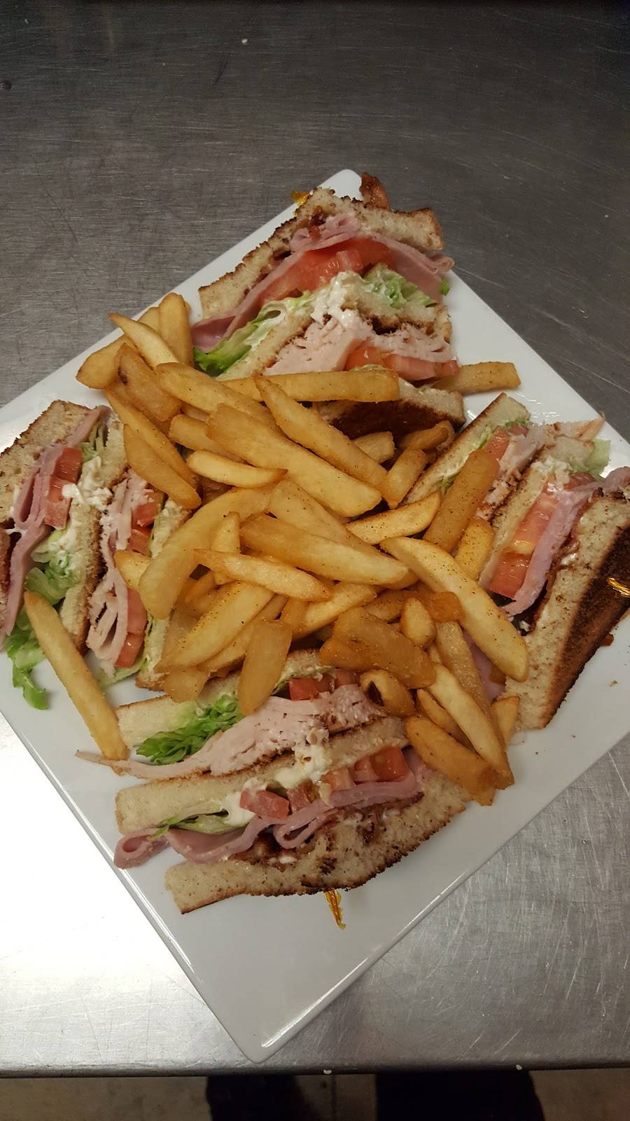 LOMELIS RESTAURANT | restaurant | 6531 Seville Ave, Huntington Park, CA 90255, USA | 3235539237 OR +1 323-553-9237