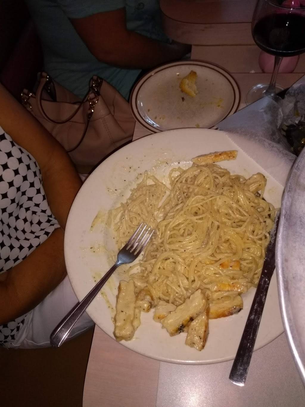 Leahs Italian Restaurant | restaurant | S63W13640 W Janesville Rd, Muskego, WI 53150, USA | 4144256161 OR +1 414-425-6161