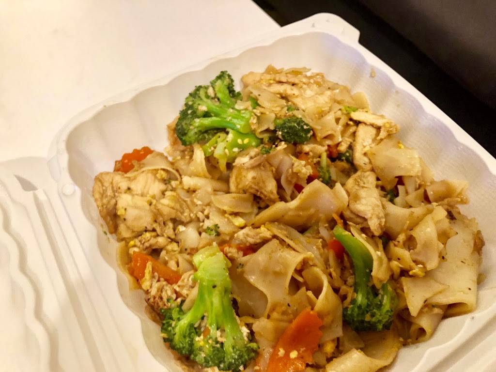 Thai Chili Cuisine | restaurant | 1550 Halford Ave, Santa Clara, CA 95051, USA | 4086159199 OR +1 408-615-9199