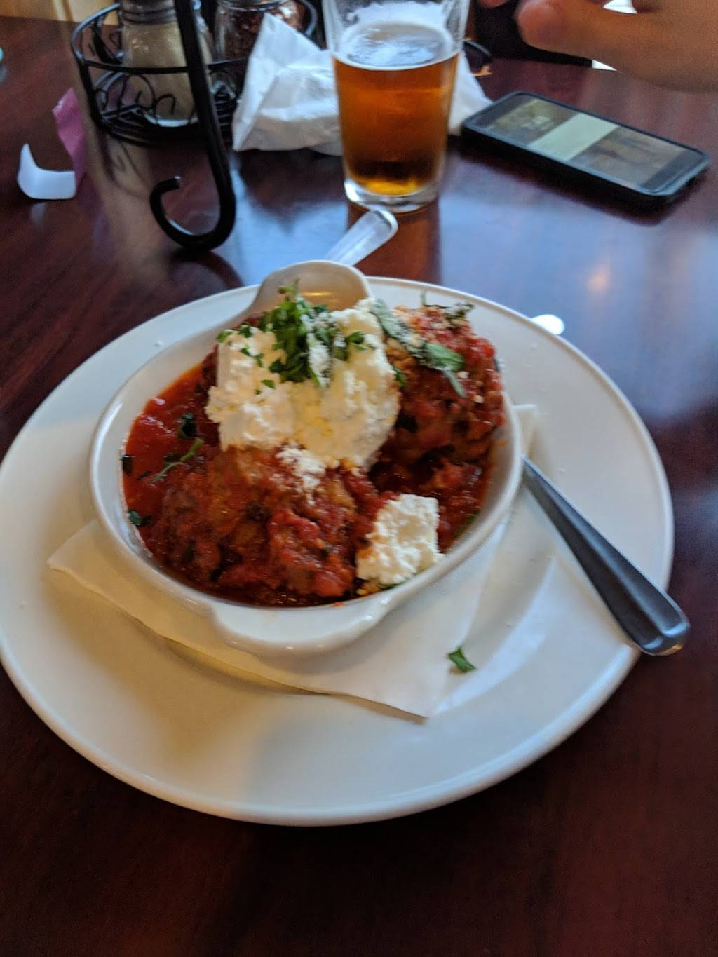 Elis Brick Oven Pizza & Market | meal takeaway | 2402 Whitney Ave, Hamden, CT 06518, USA | 2032881686 OR +1 203-288-1686