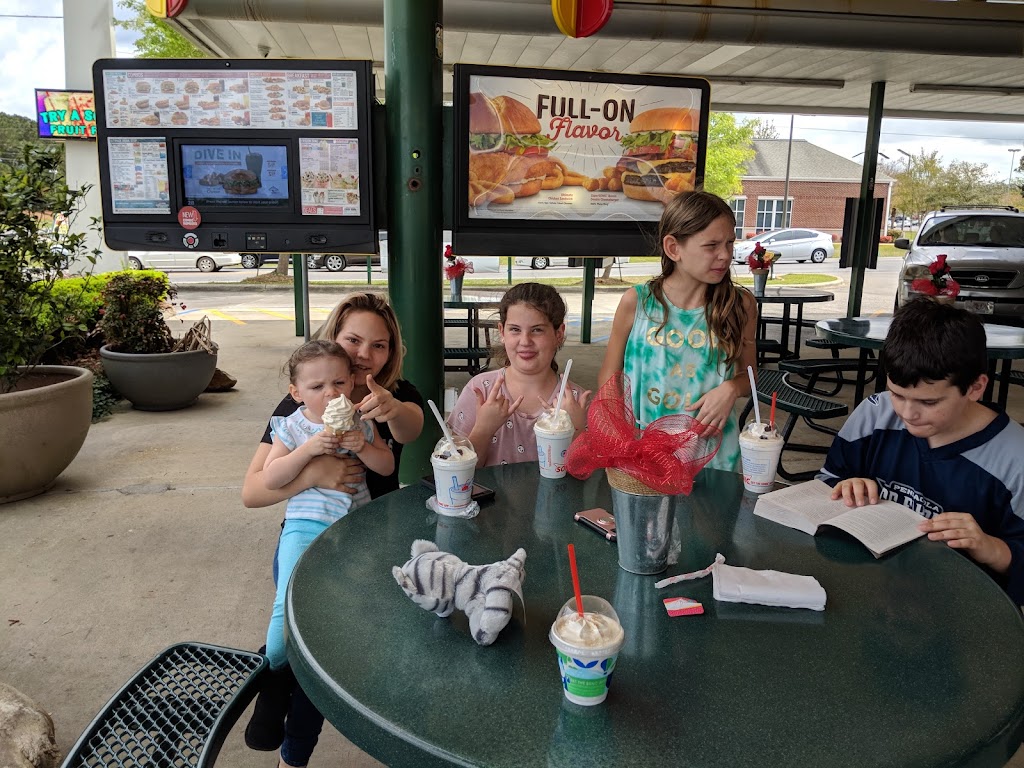 Sonic Drive-In | restaurant | 1719 E 9 Mile Rd, Pensacola, FL 32514, USA | 8504781765 OR +1 850-478-1765