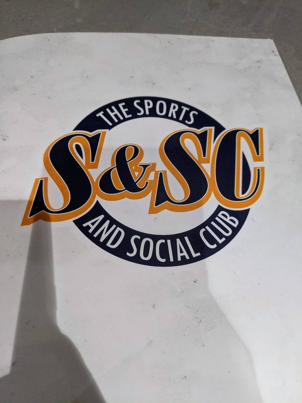 S & SC Sportsbar | restaurant | 427 S 4th St, Louisville, KY 40202, USA | 5025681400 OR +1 502-568-1400