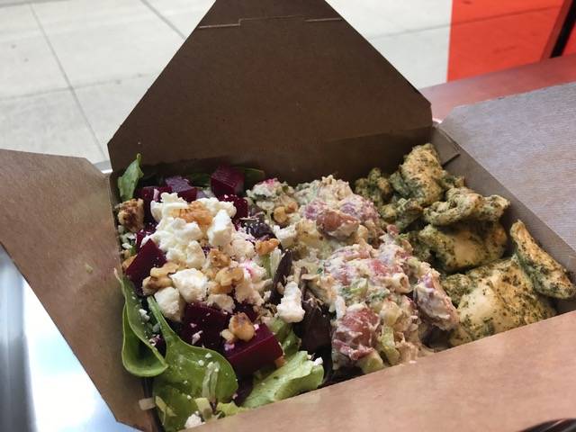 FastDelicious | restaurant | 2633 Yonge St, Toronto, ON M4P 2J6, Canada | 4167927899 OR +1 416-792-7899