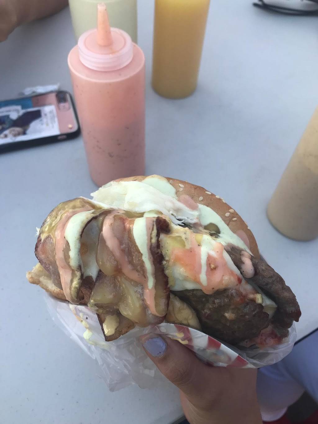 Medallo Perros y Hamburguesas | restaurant | 2116 Fry Rd, Houston, TX 77084, USA | 8328976884 OR +1 832-897-6884