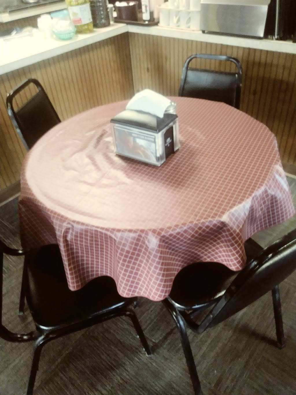 Romas Family Restaurant | restaurant | 1209 Broadway St, Bay City, MI 48708, USA | 9898922233 OR +1 989-892-2233