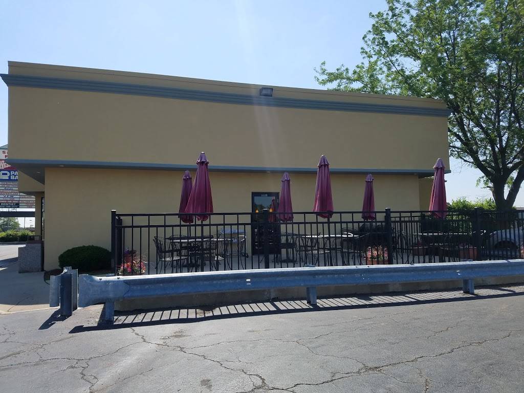 Bentleys Pancake House | restaurant | 477 Georgetown Square, Wood Dale, IL 60191, USA | 6305955556 OR +1 630-595-5556