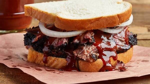 Barbecue Smokehouse | restaurant | 3501 Miller Ave, Fort Worth, TX 76119, USA | 8175381770 OR +1 817-538-1770