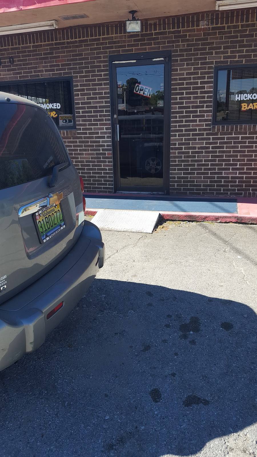 Lizzies Barbecue | restaurant | 1440 E Broad St, Gadsden, AL 35903, USA | 2564940098 OR +1 256-494-0098