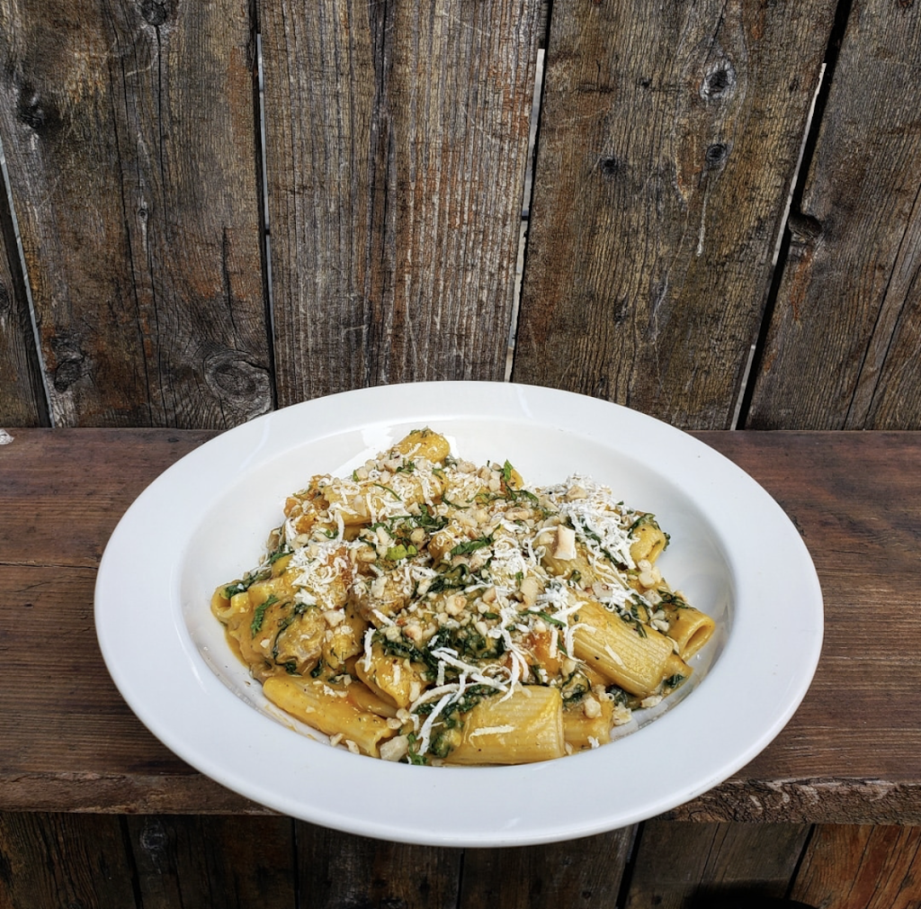 South Philadelphia Tap Room | restaurant | 1509 Mifflin St, Philadelphia, PA 19145, USA | 2152717787 OR +1 215-271-7787