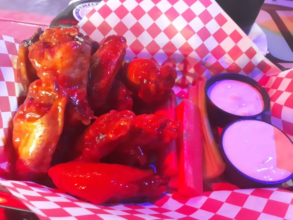 AJ’s Bar and Grill | restaurant | 12066 Starcrest Dr Suite 640, San Antonio, TX 78247, USA | 2103147394 OR +1 210-314-7394