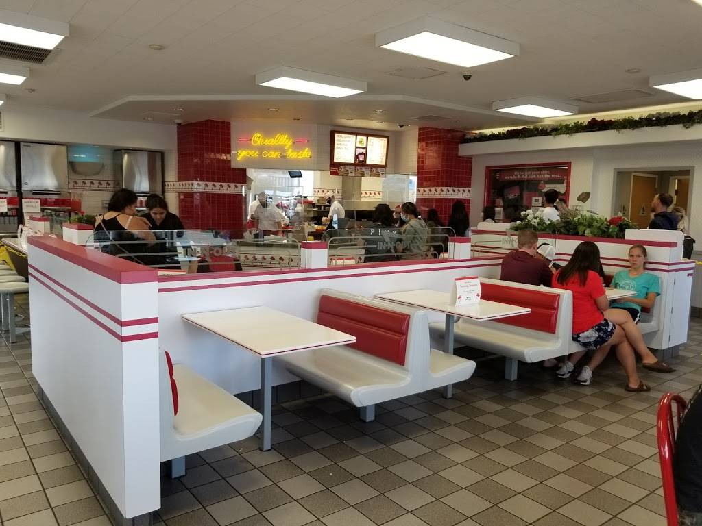 In-N-Out Burger | restaurant | 33464 Bernard Dr, Kettleman City, CA 93239, USA | 8007861000 OR +1 800-786-1000