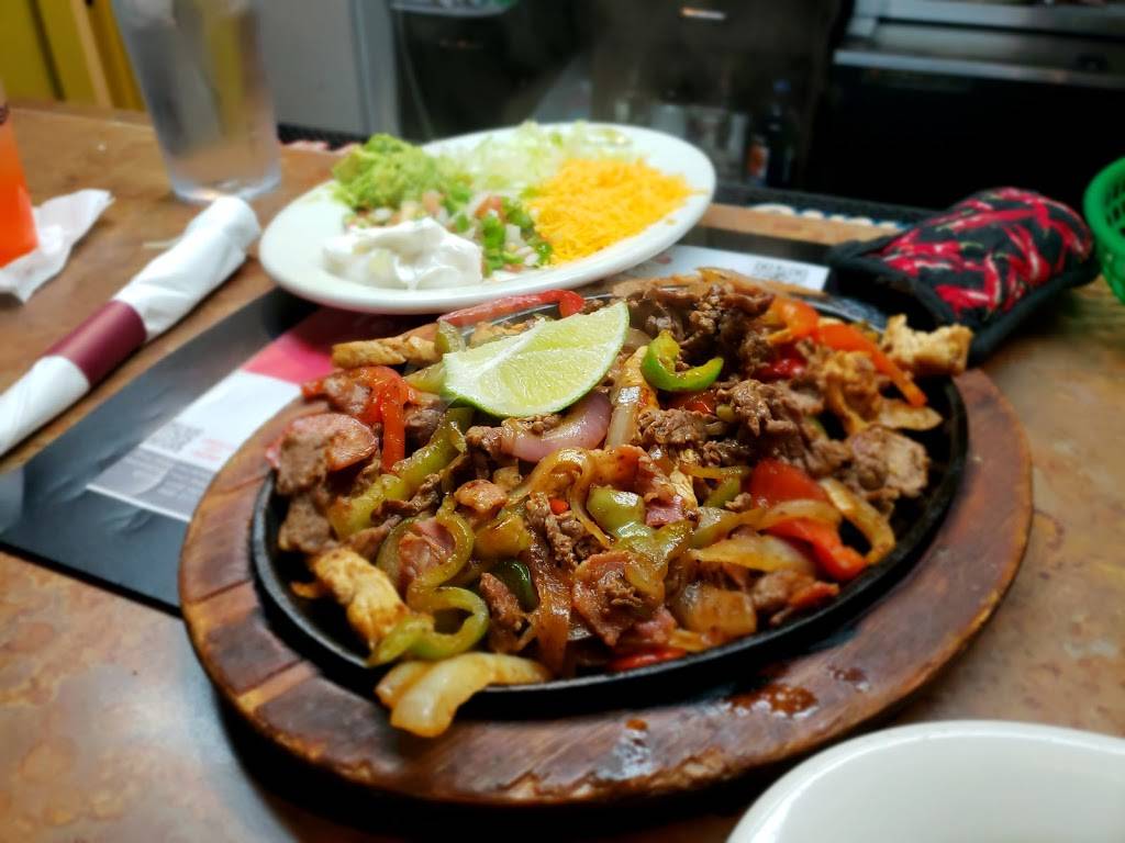 Taqueria Las Palmas | restaurant | 4955 W 72nd Ave, Westminster, CO 80030, USA | 3034272975 OR +1 303-427-2975